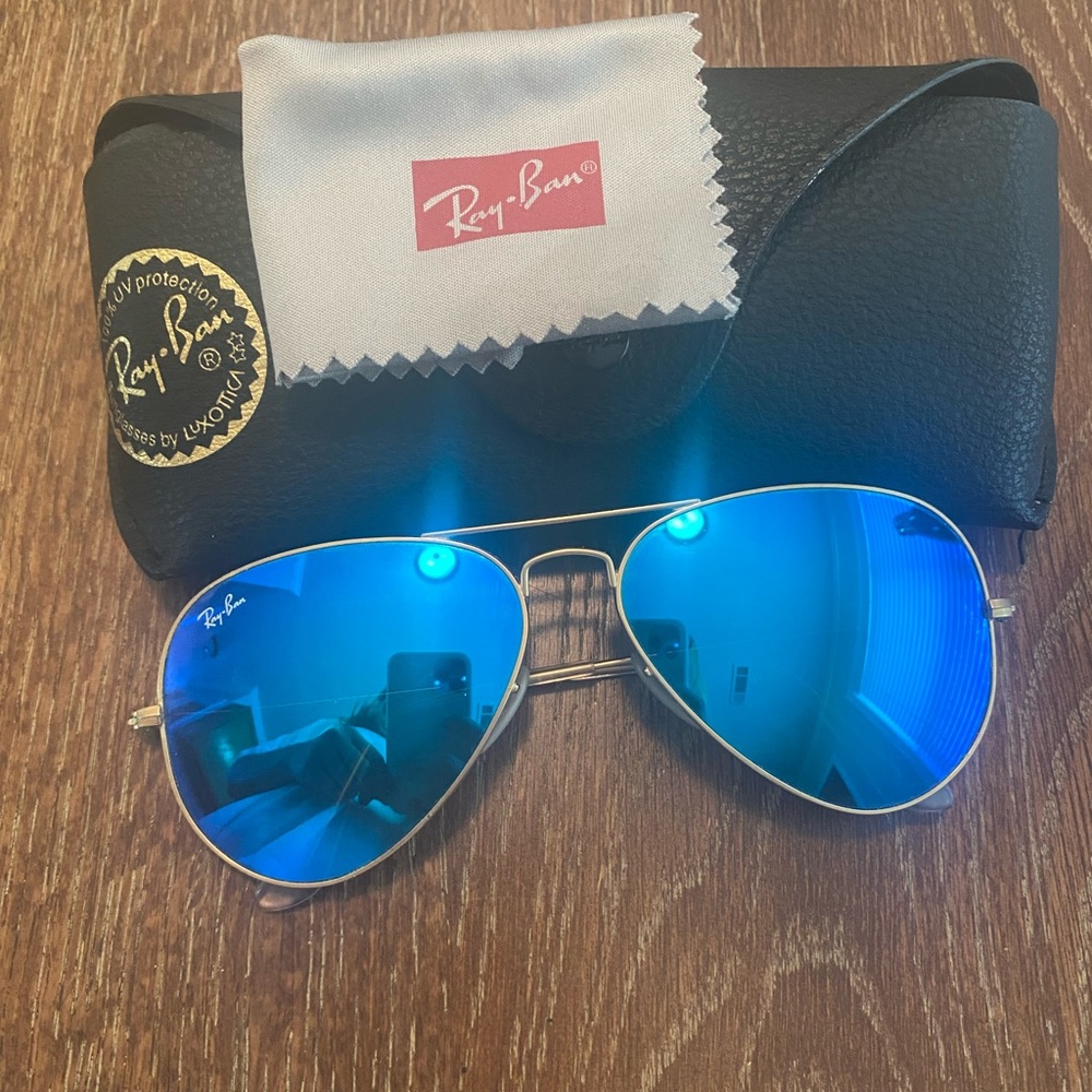 Ray Ban Mirrored Aviators